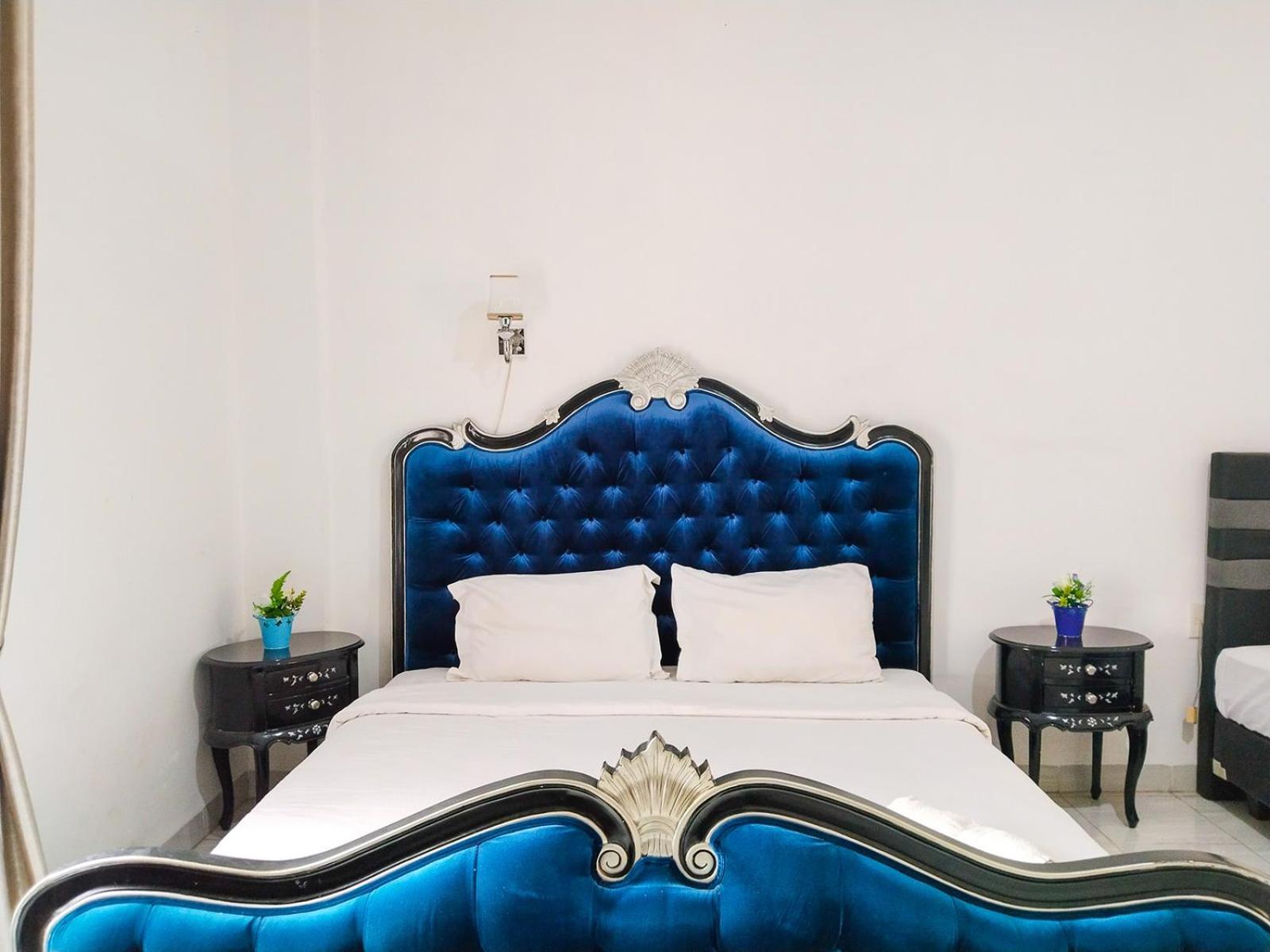 Grand Shaqilla Syariah Hotel Deli Tua Exterior photo