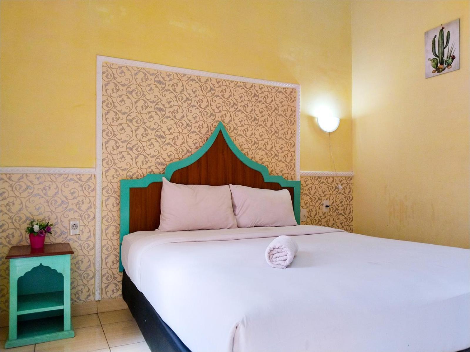 Grand Shaqilla Syariah Hotel Deli Tua Exterior photo