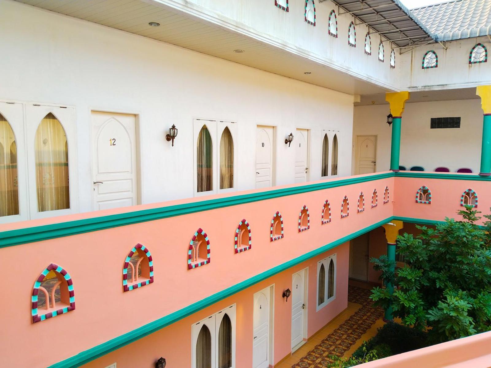 Grand Shaqilla Syariah Hotel Deli Tua Exterior photo